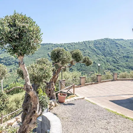 3 Bedroom Beautiful In Holiday home *