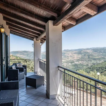 3 Bedroom Beautiful In Holiday home Librizzi
