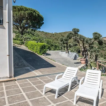 3 Bedroom Beautiful In * Librizzi