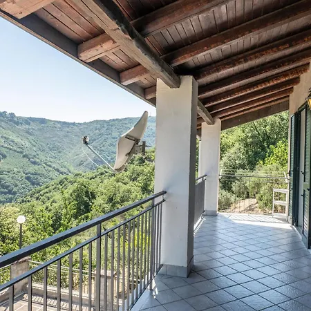 Holiday home 3 Bedroom Beautiful In Librizzi